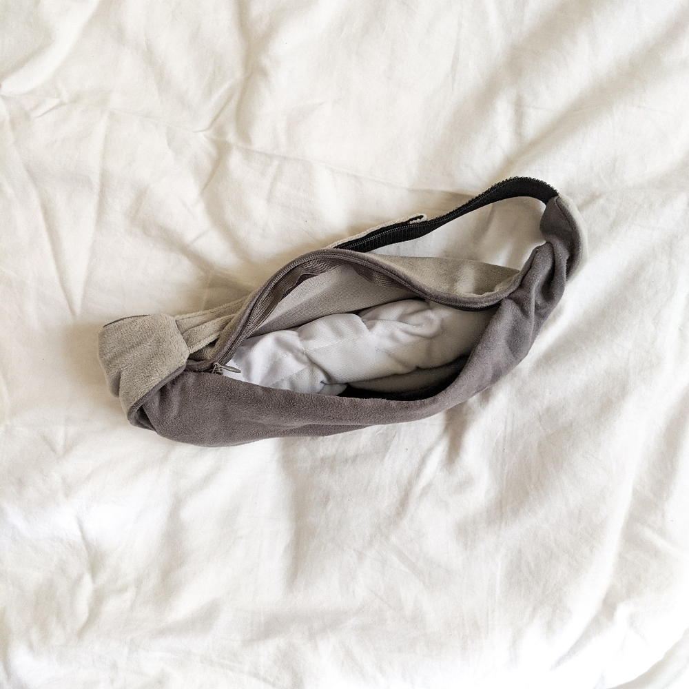 GRAVITY  Weighted Sleep Mask - Picture 3 of 4